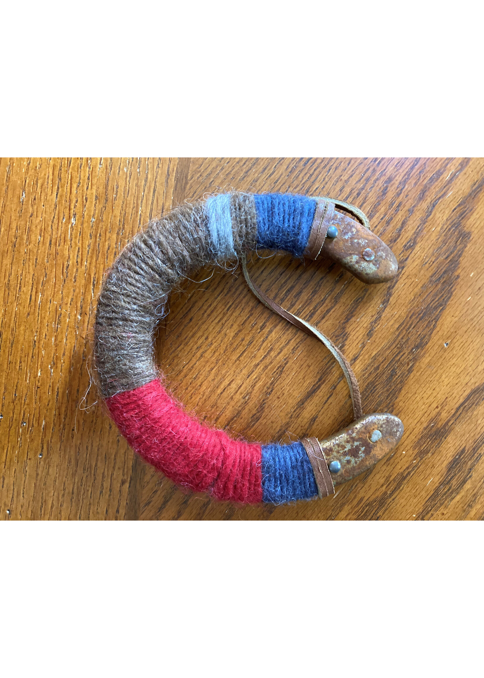 Horseshoe  Yarn