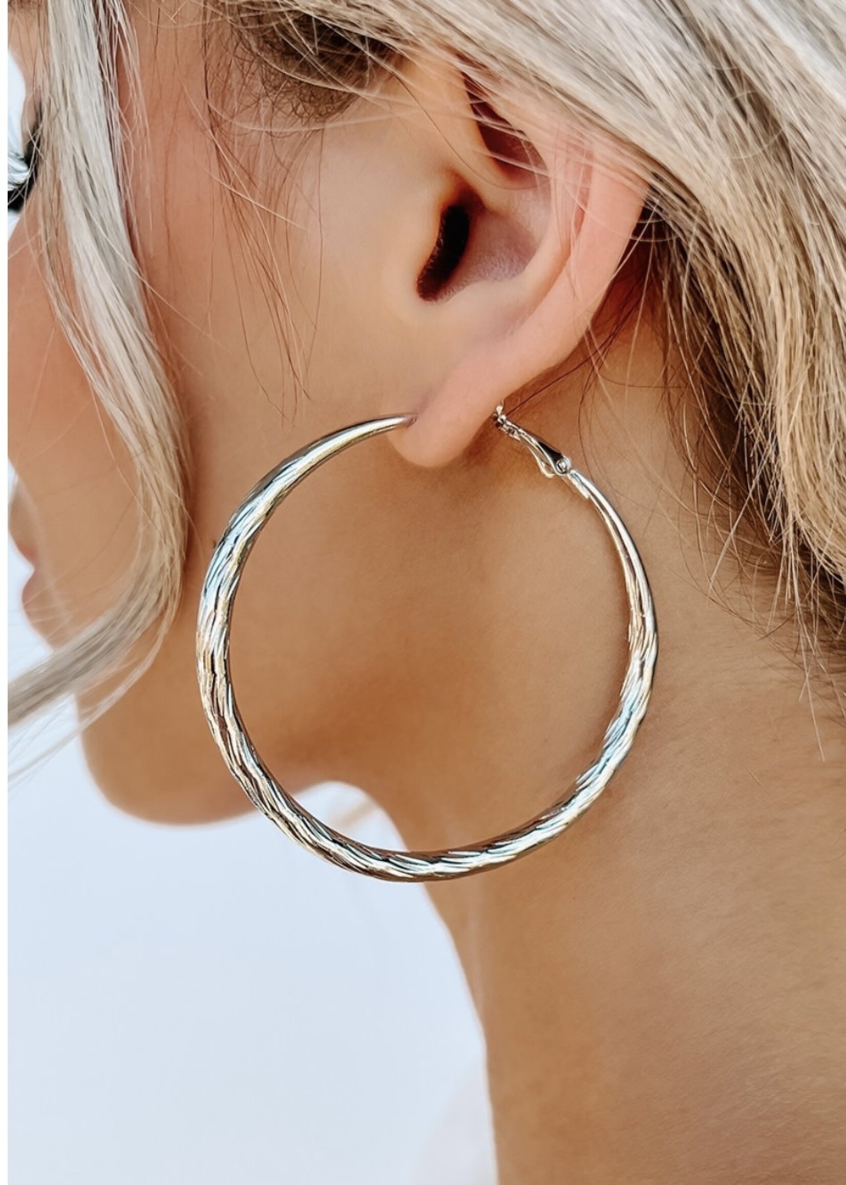 Clara Textured Hoop Earrings