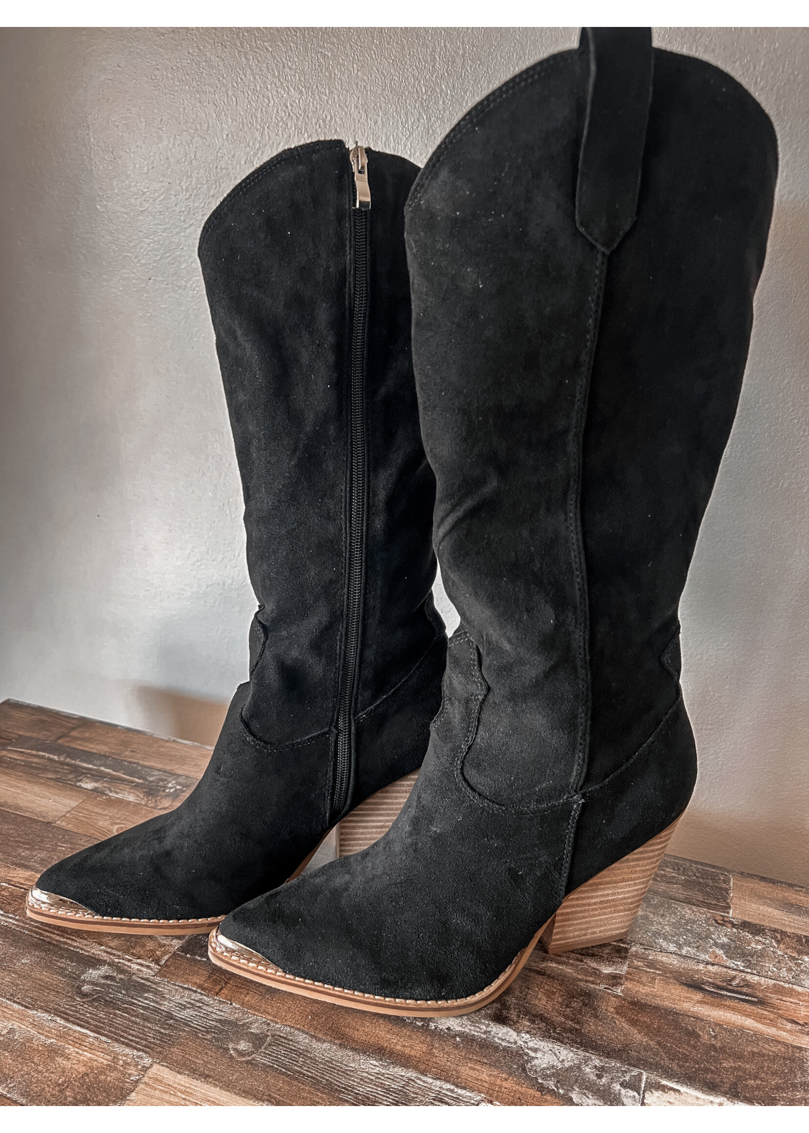 Cowboy boots metal hot sale