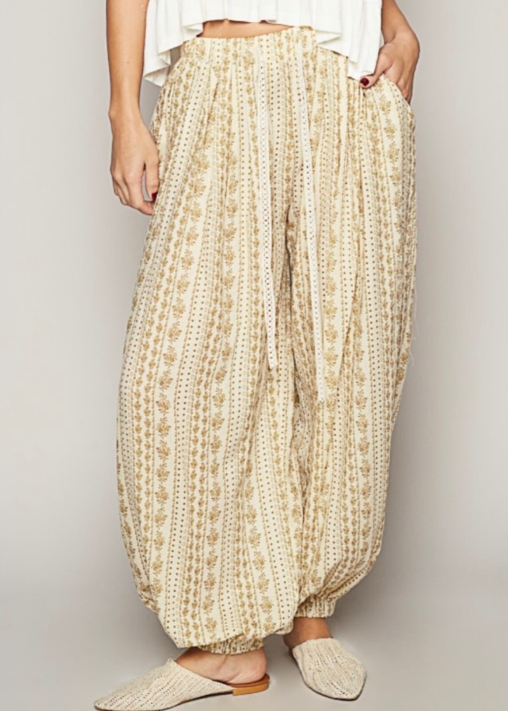 Emmalynne  Relaxed  Printed Pants