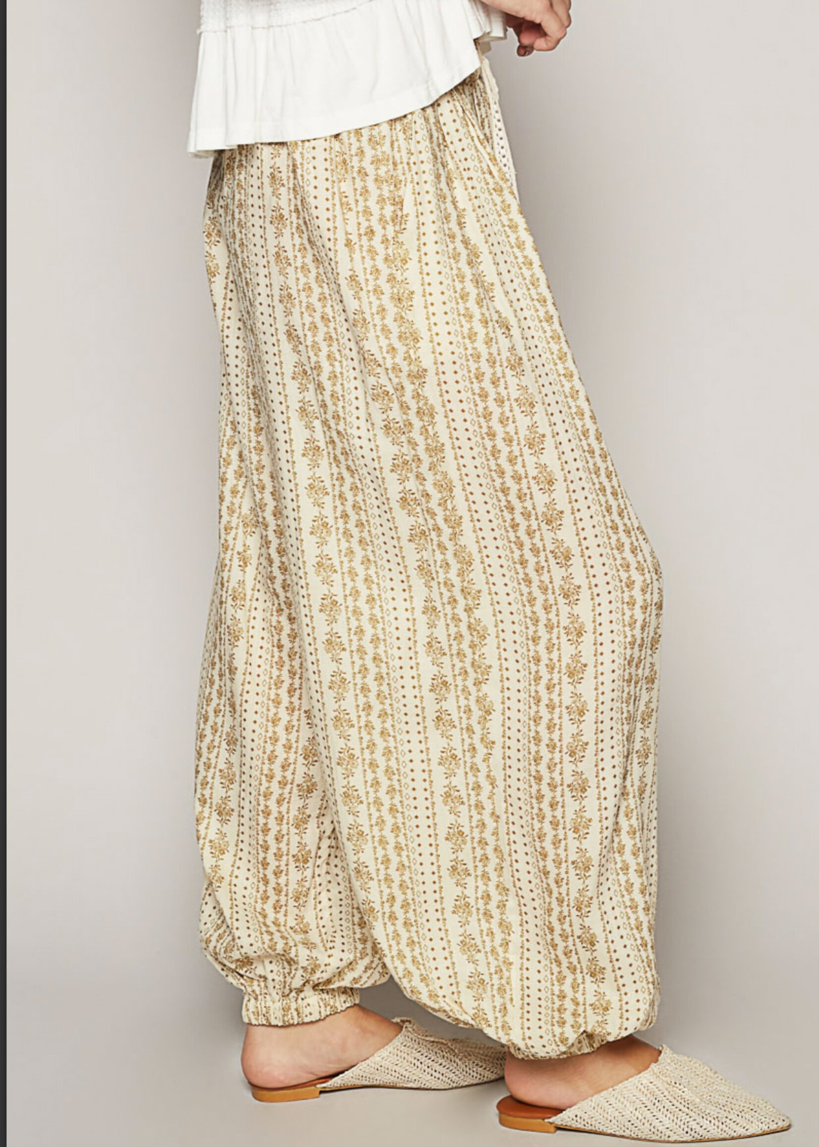 Emmalynne  Relaxed  Printed Pants