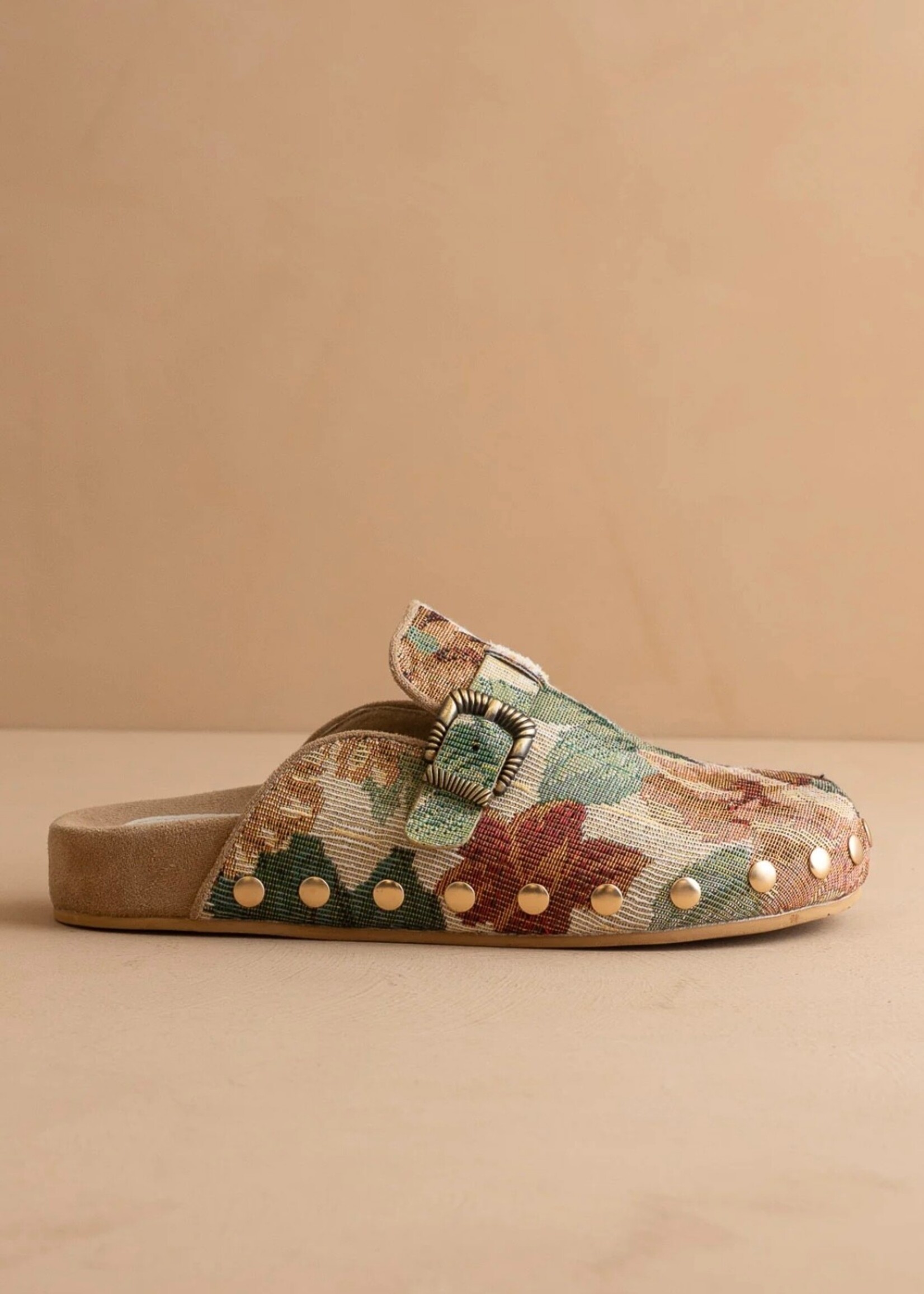 Toni Clogs with Studs
