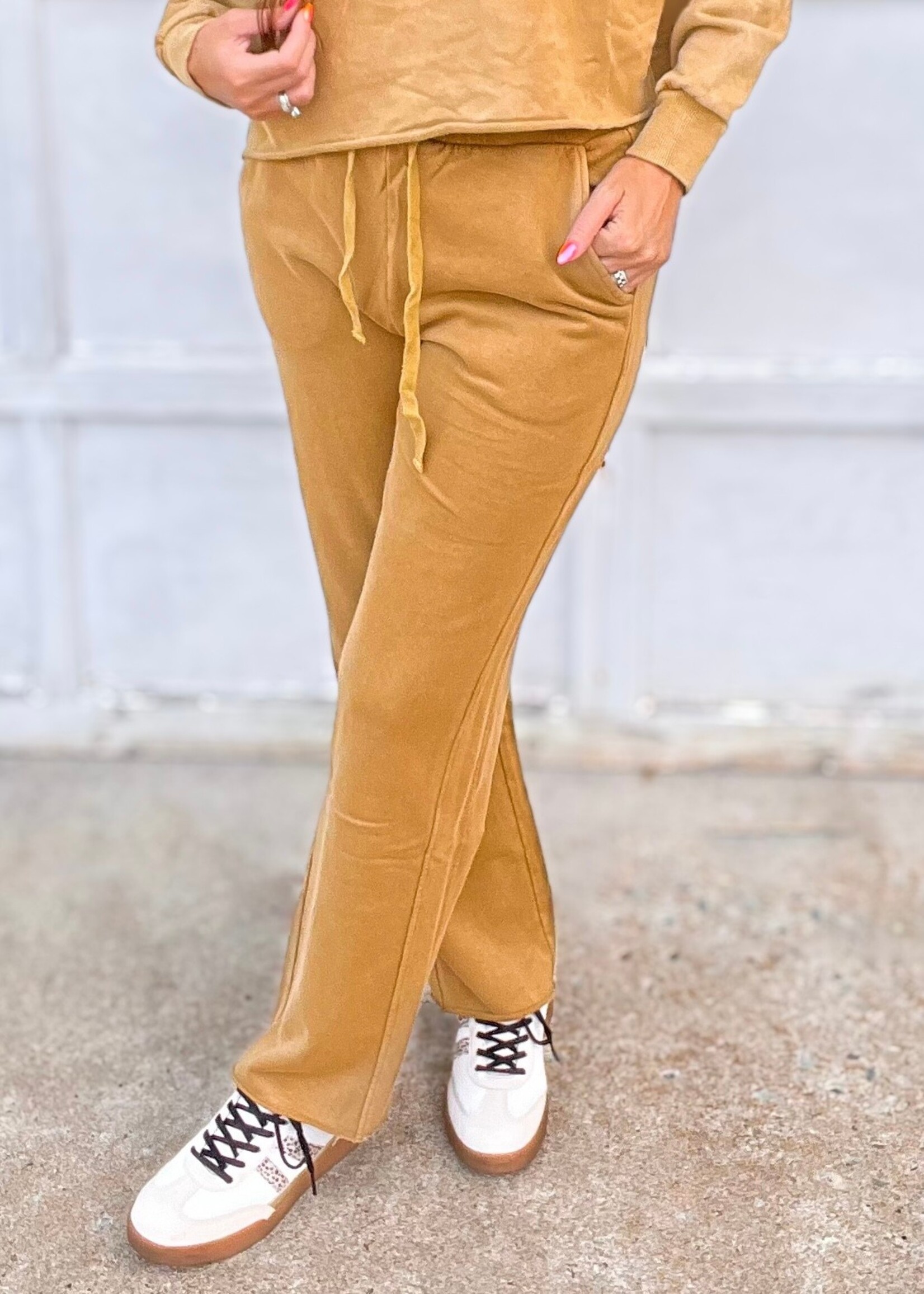 Lura Mineral Washed Joggers