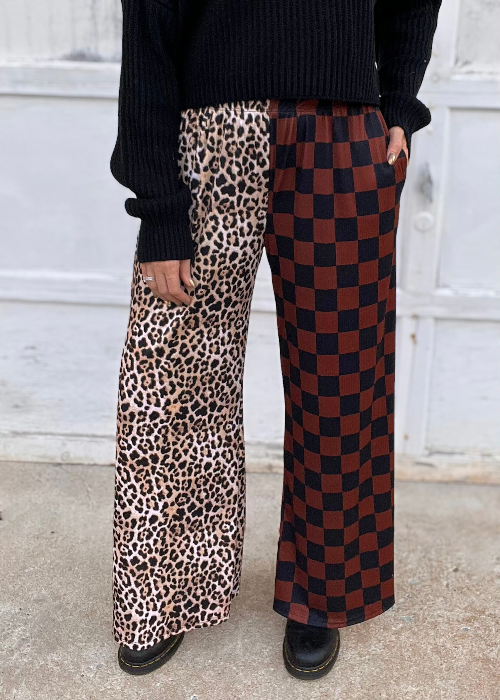 Split Decision Leopard-Check Pants