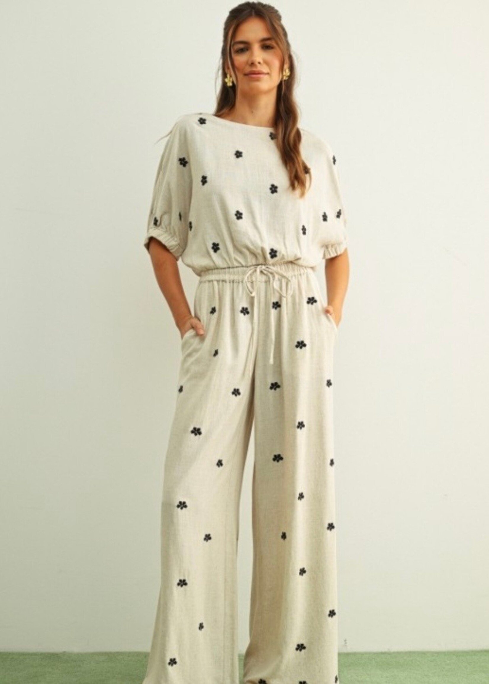 Sunpetal Embroidered Linen Set