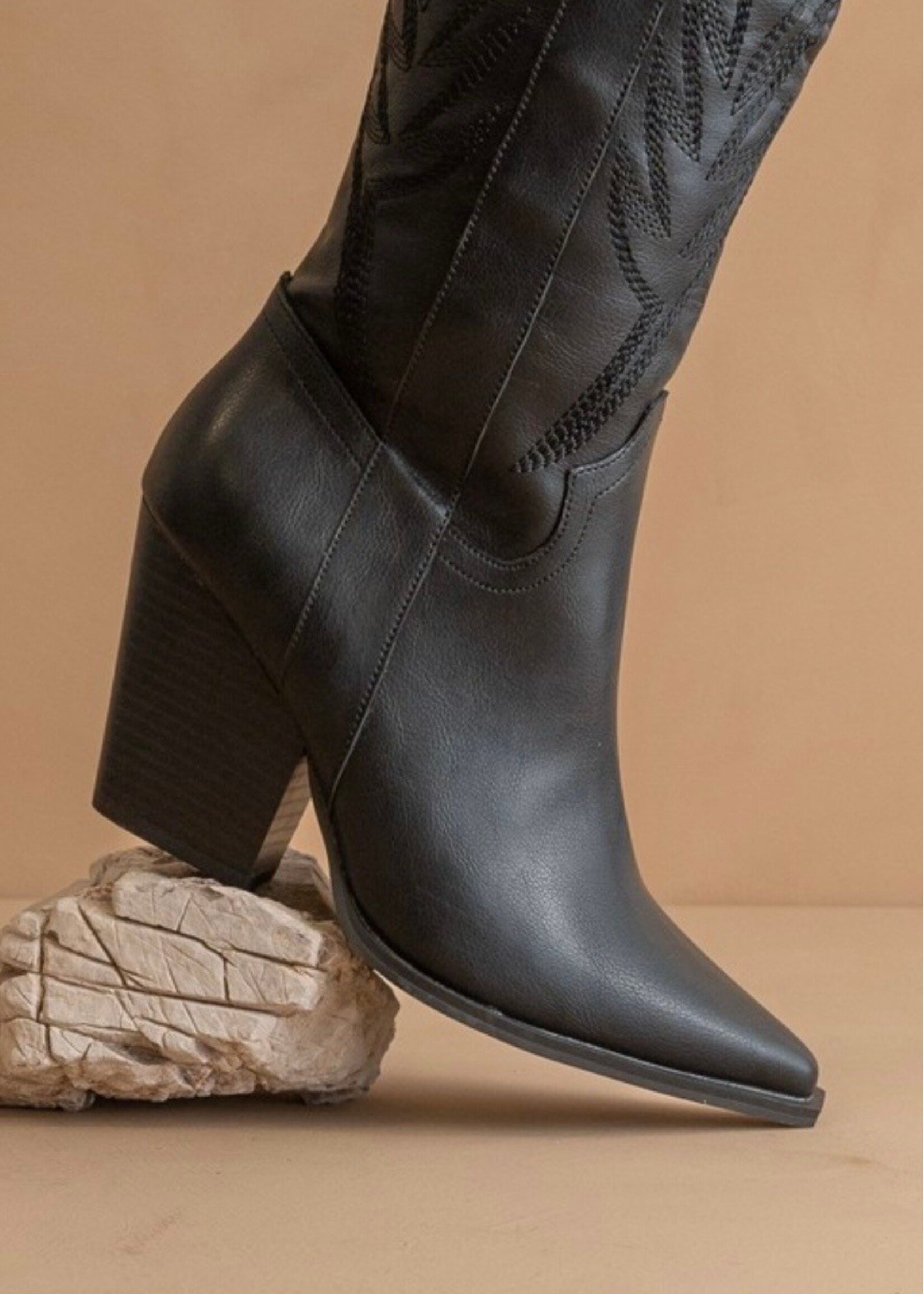 Music Row Embroidered Western Boots