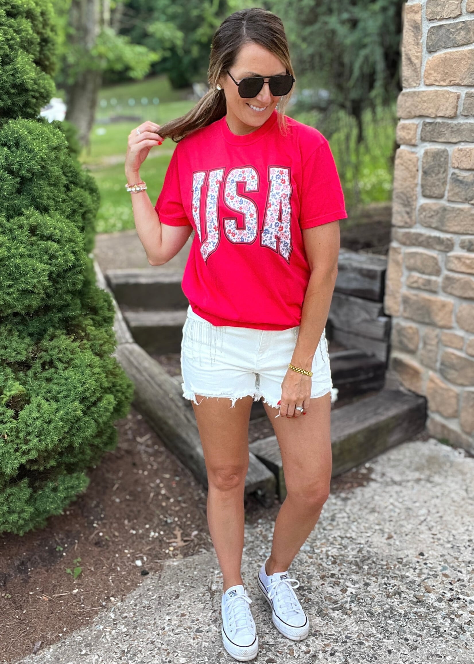 USA Daisy Graphic Tee