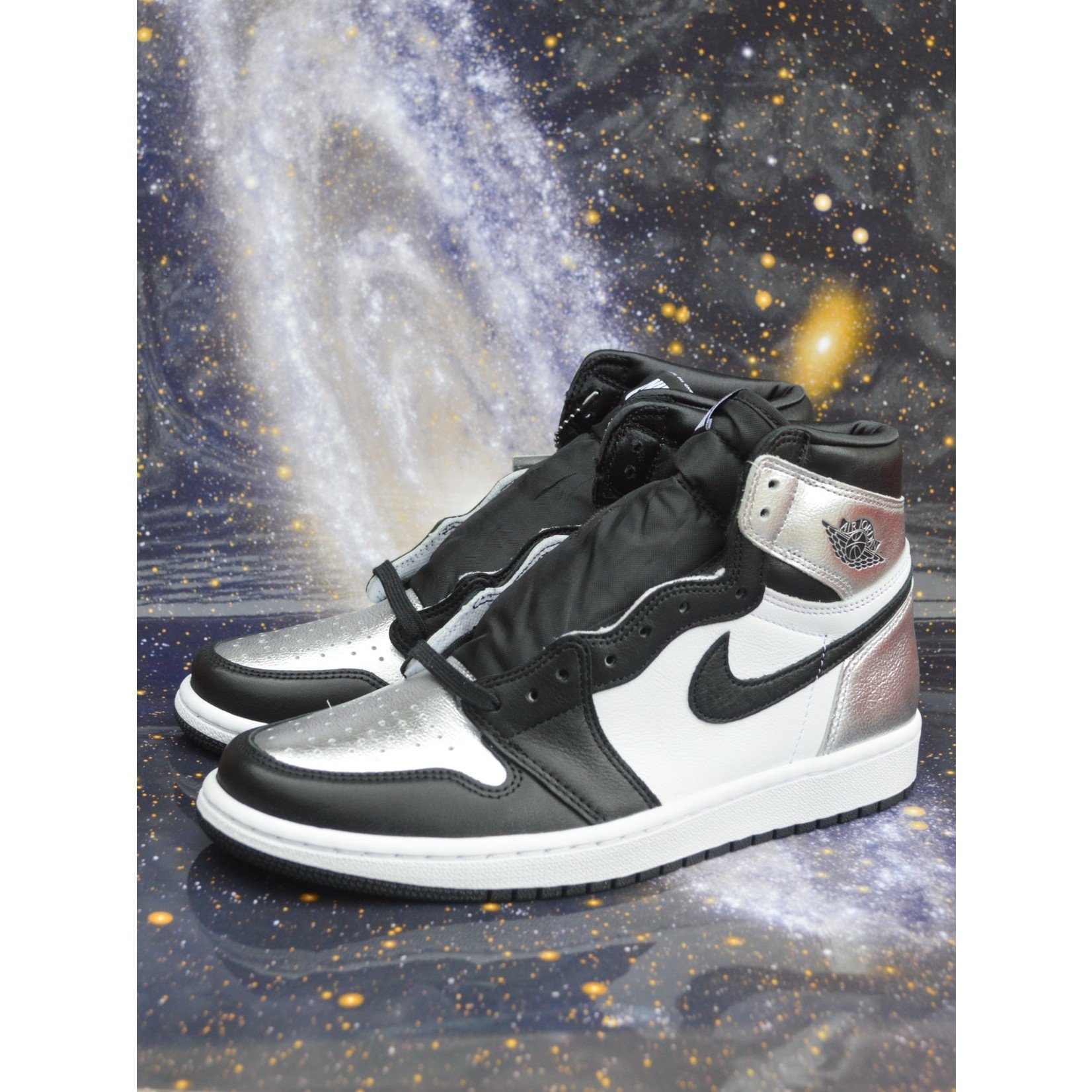 Jordan 1 Silver Toe 9M/10.5W - Sole Food Sneakers