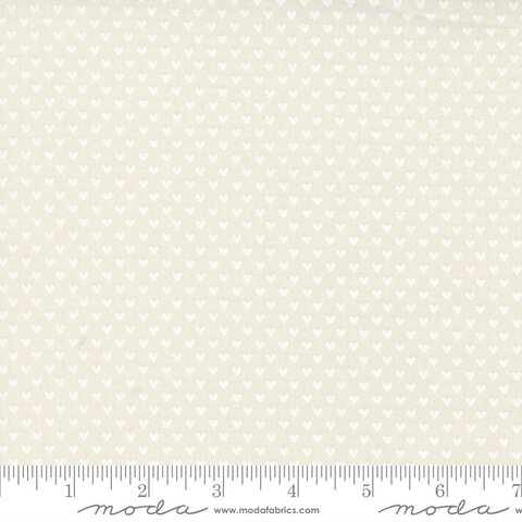 Moda - Flirt / Mini Hearts /  55574-30 / White on Cream
