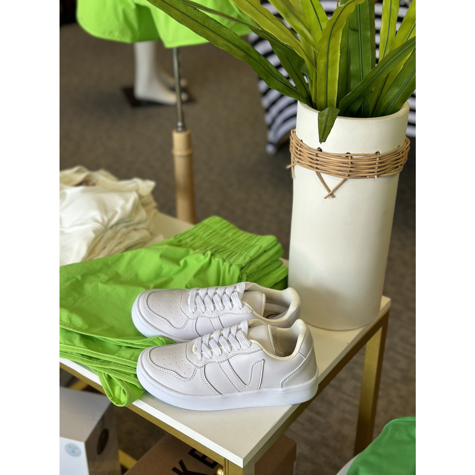 Sneaker-18