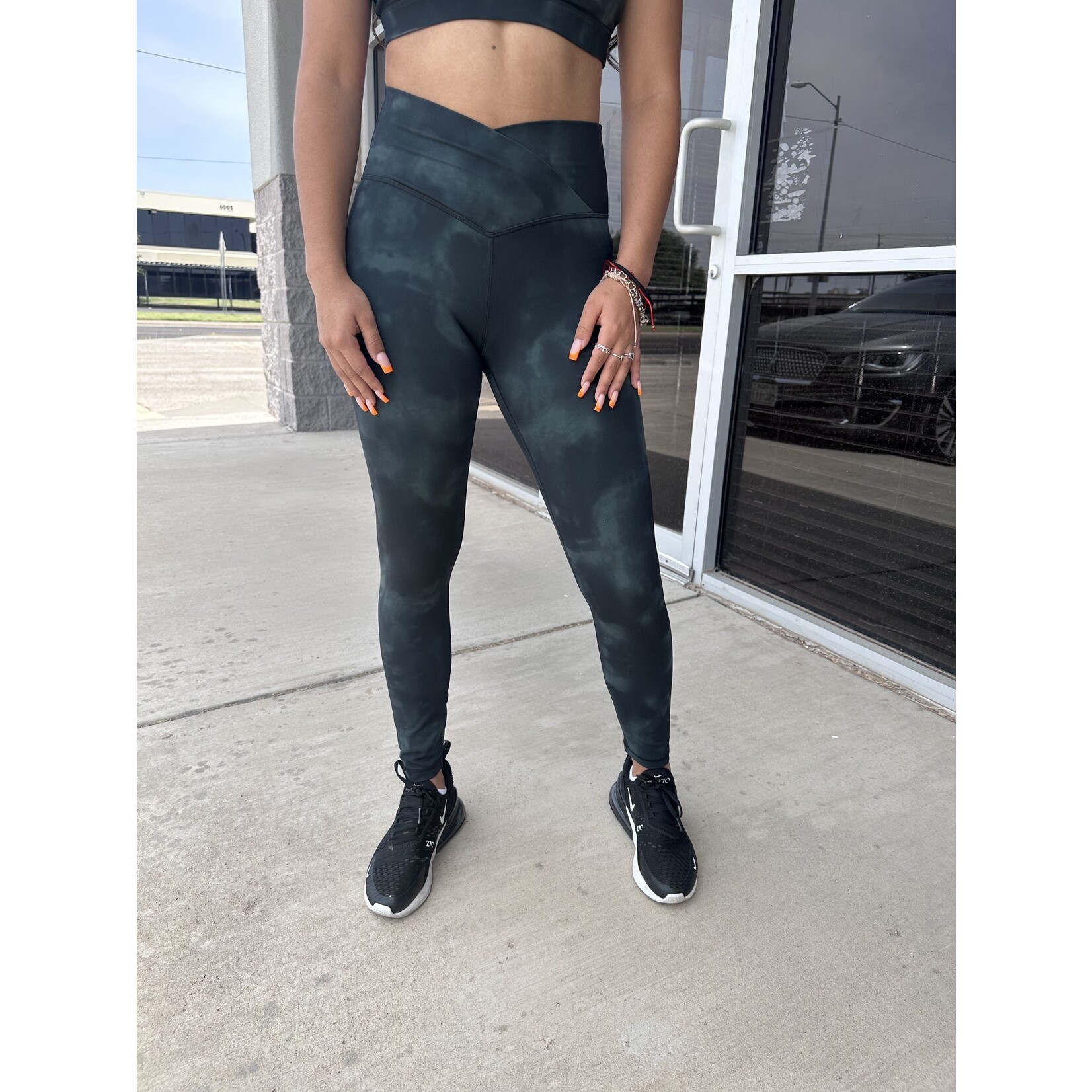 ButterLuxe VCross Leggings