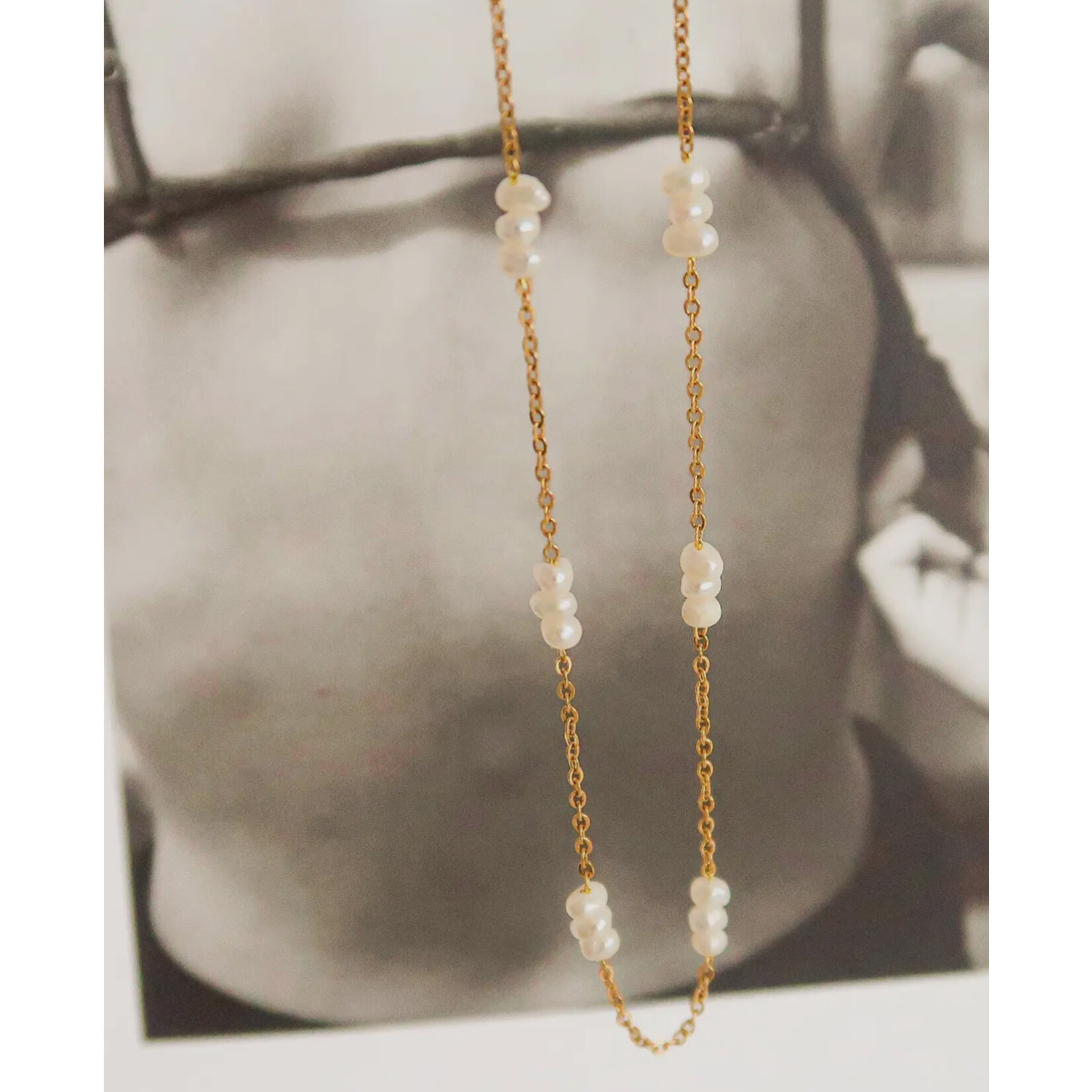 Pearl Choker
