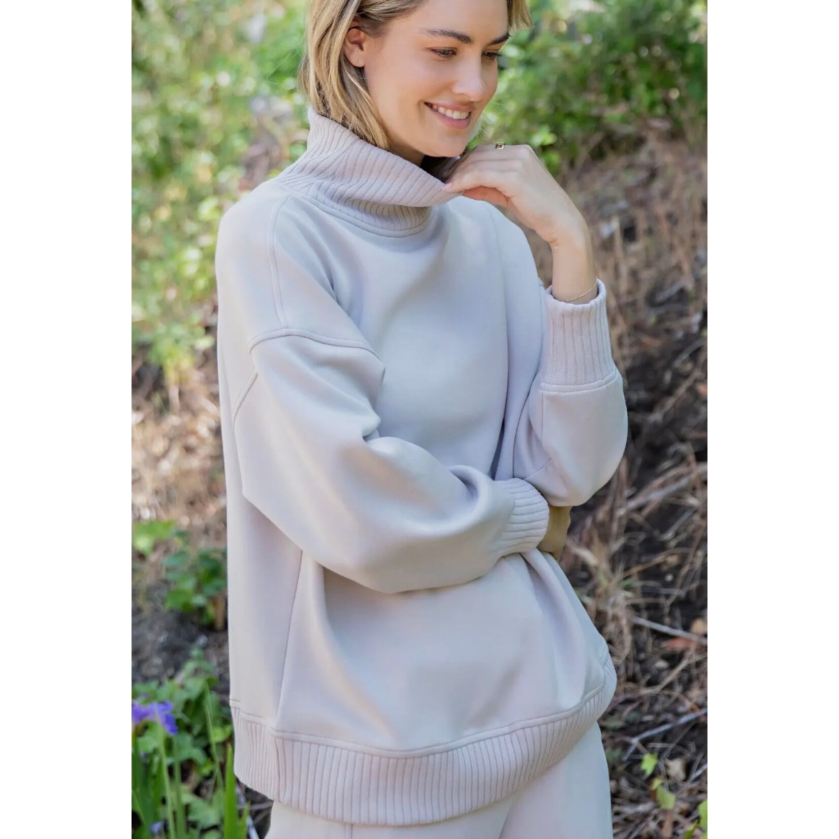 Mock Neck Pullover