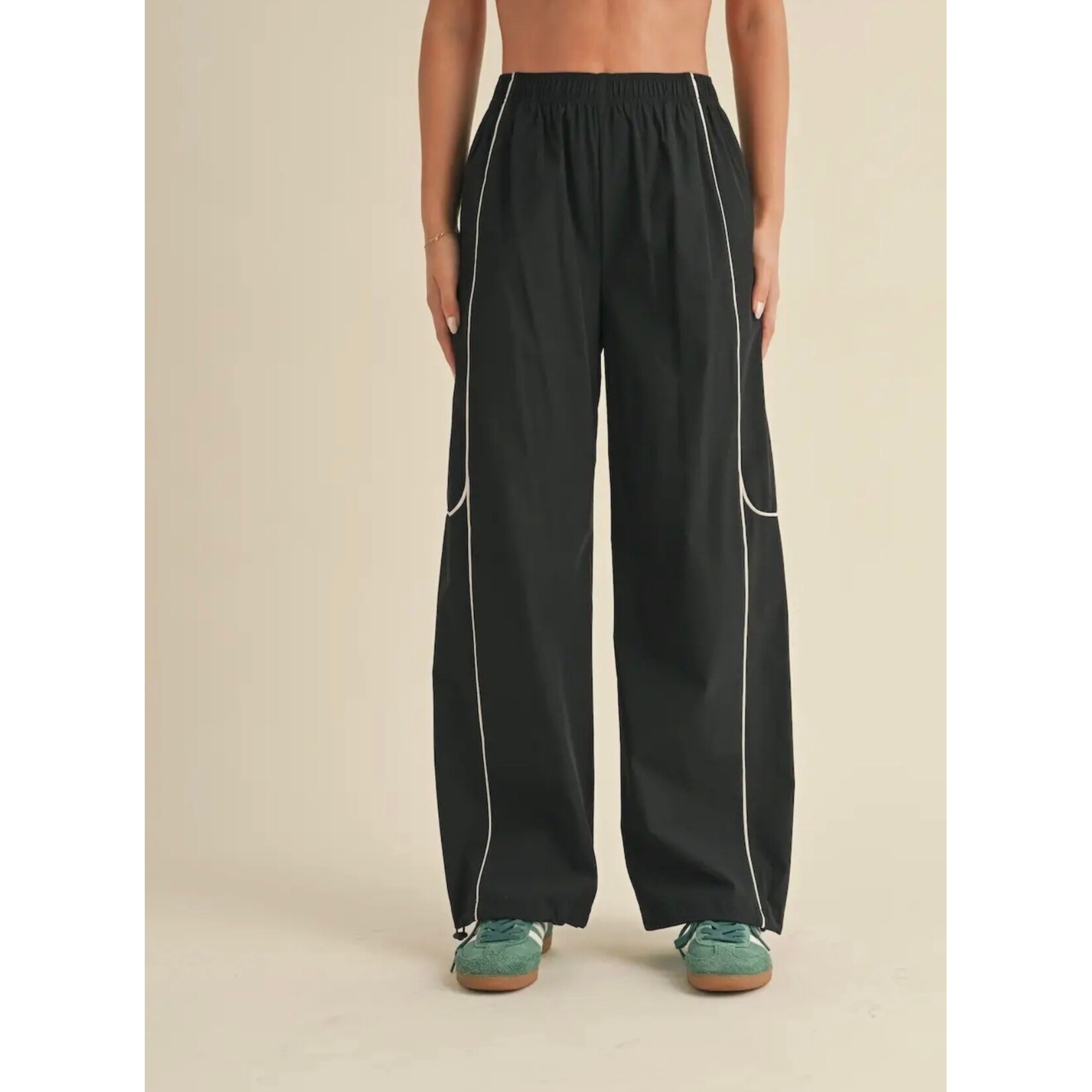Contrast pants