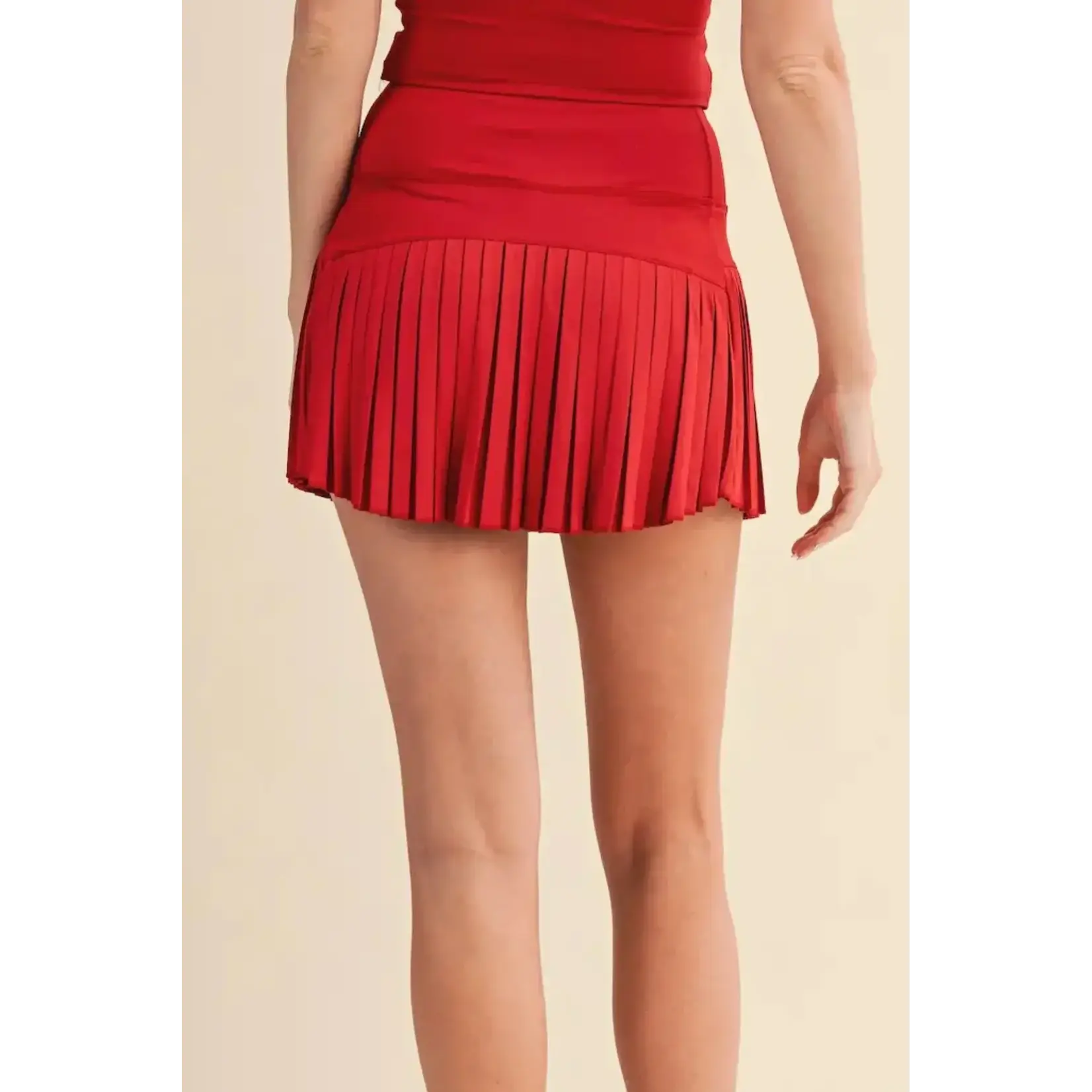 Pleated Short