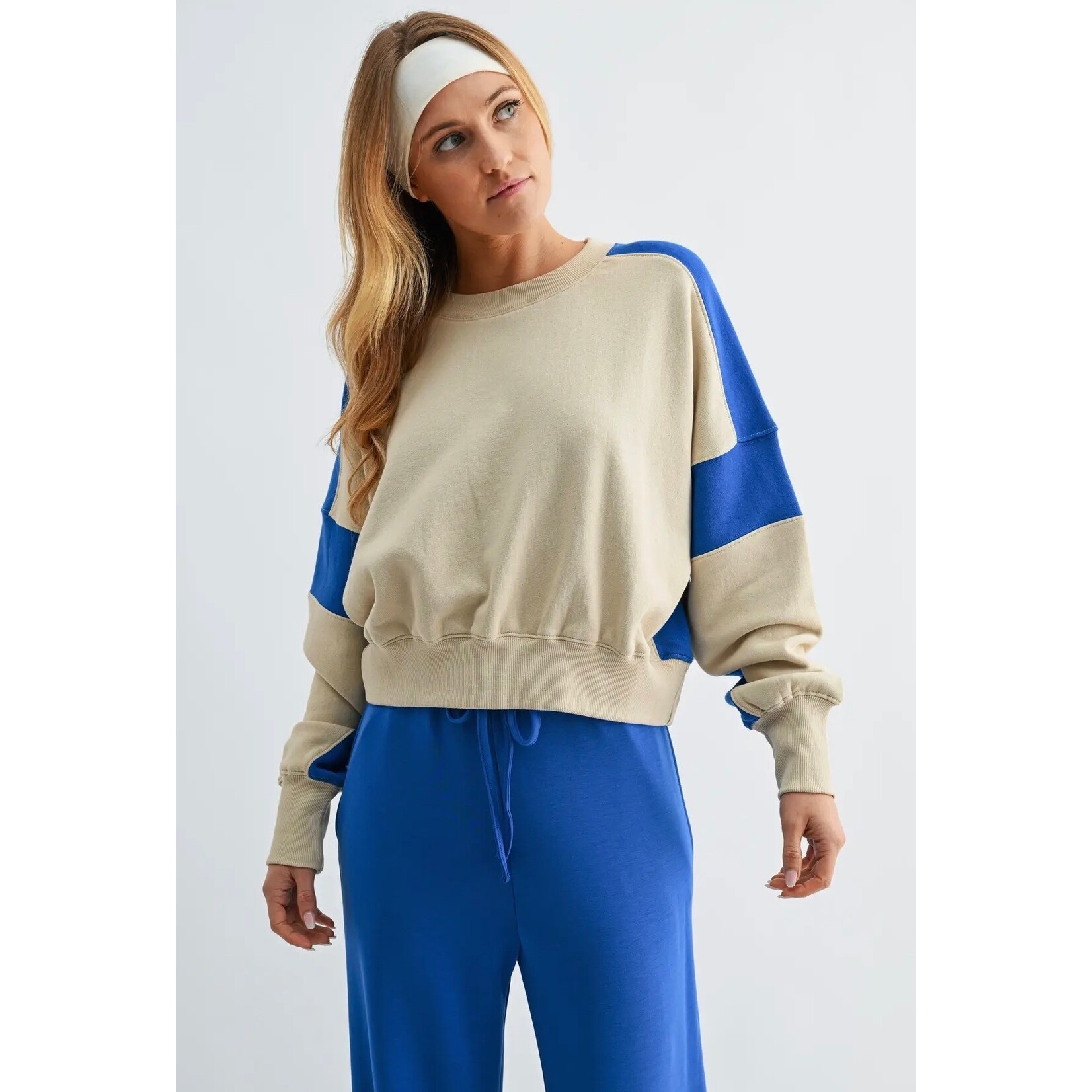 Cropped Sweatshirt