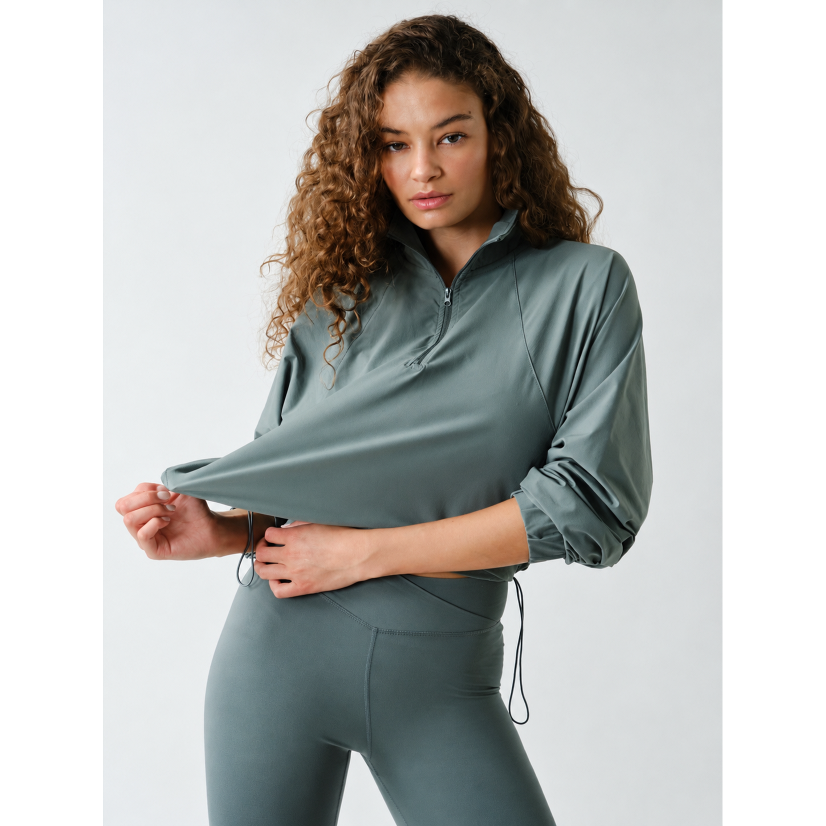 Sculpt Pullover