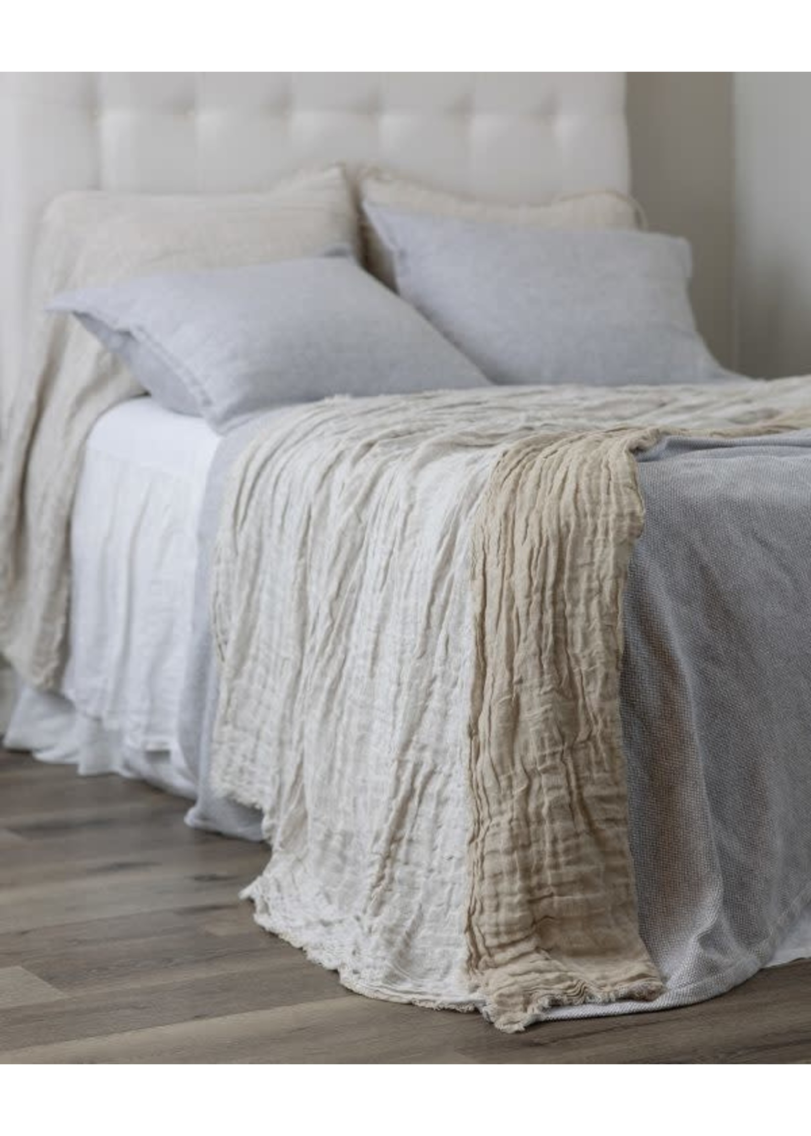 Amity Home Amity Home Kent Linen Bedspread White Natural Queen