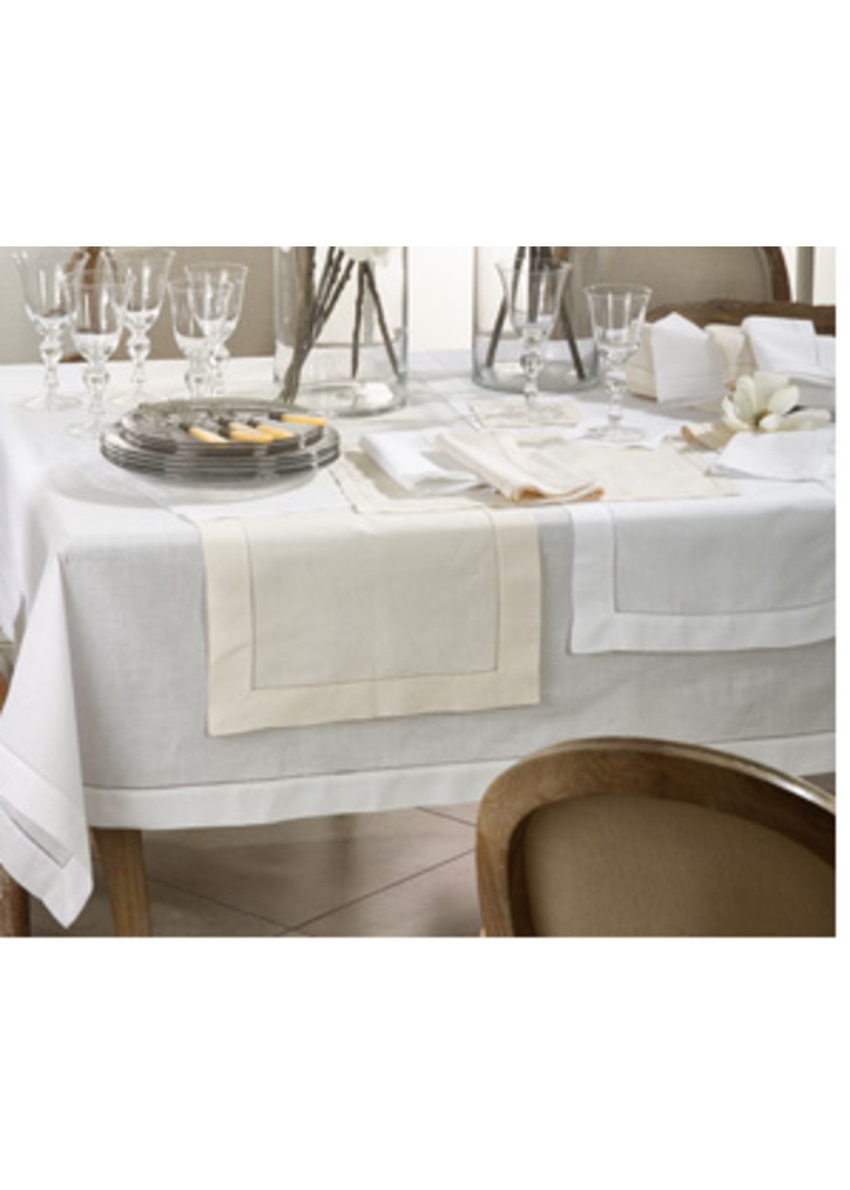 Saro Saro Hemstitched Tablecloth White 65x120