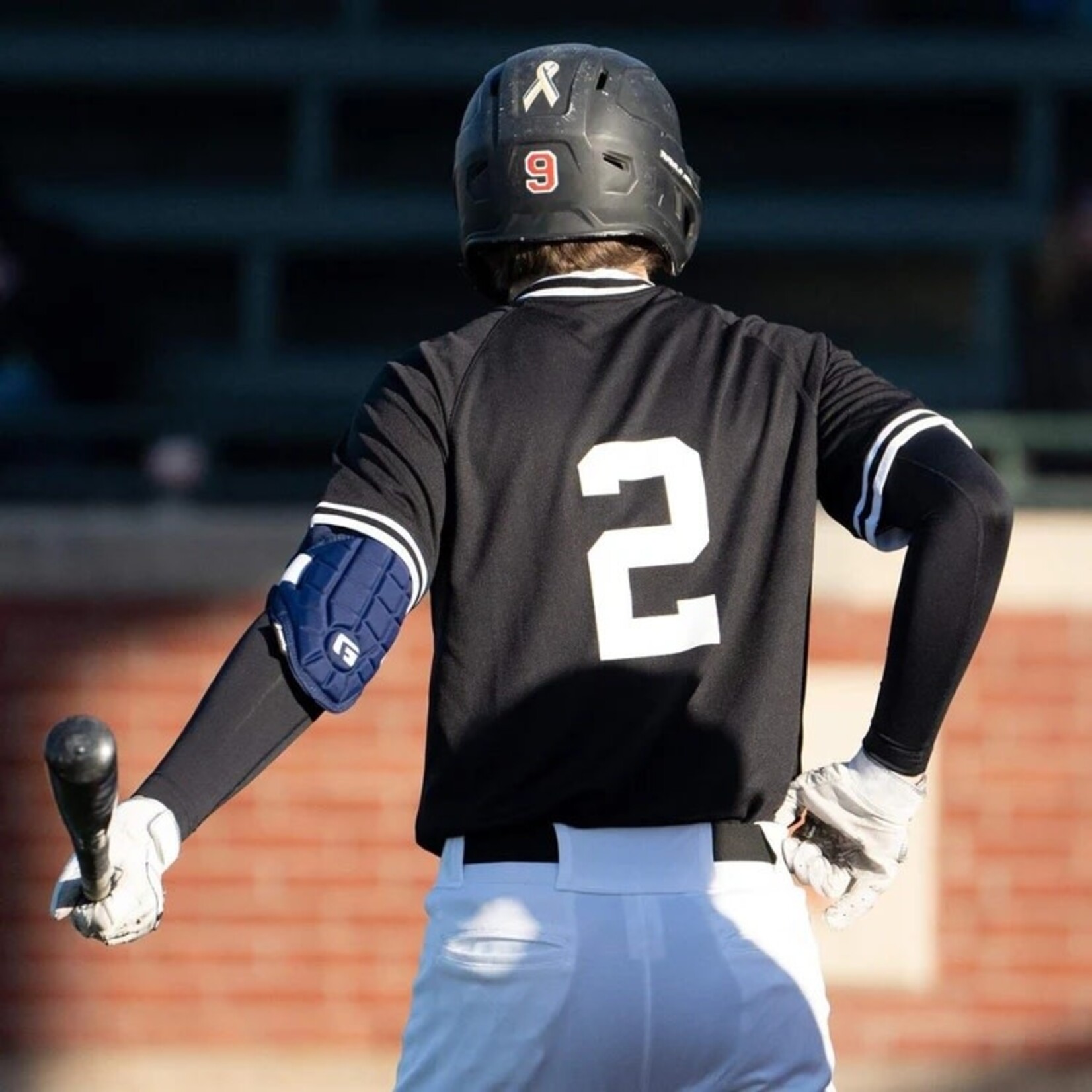 G-Form PROTÈGE-COUDE DE BASEBALL POUR ENFANT G-FORM ELITE SPEED