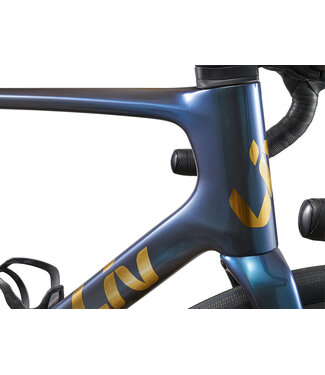 Giant 2025 Avail Advanced Pro 0