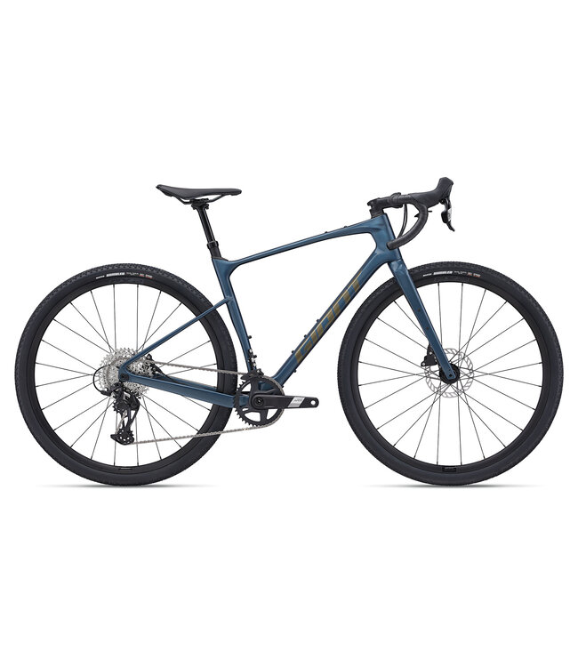 Giant 2024 Revolt Advanced 1