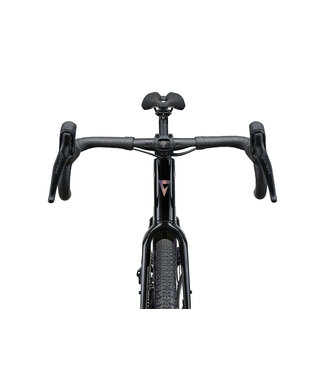 Giant 2025 Revolt Advanced 2