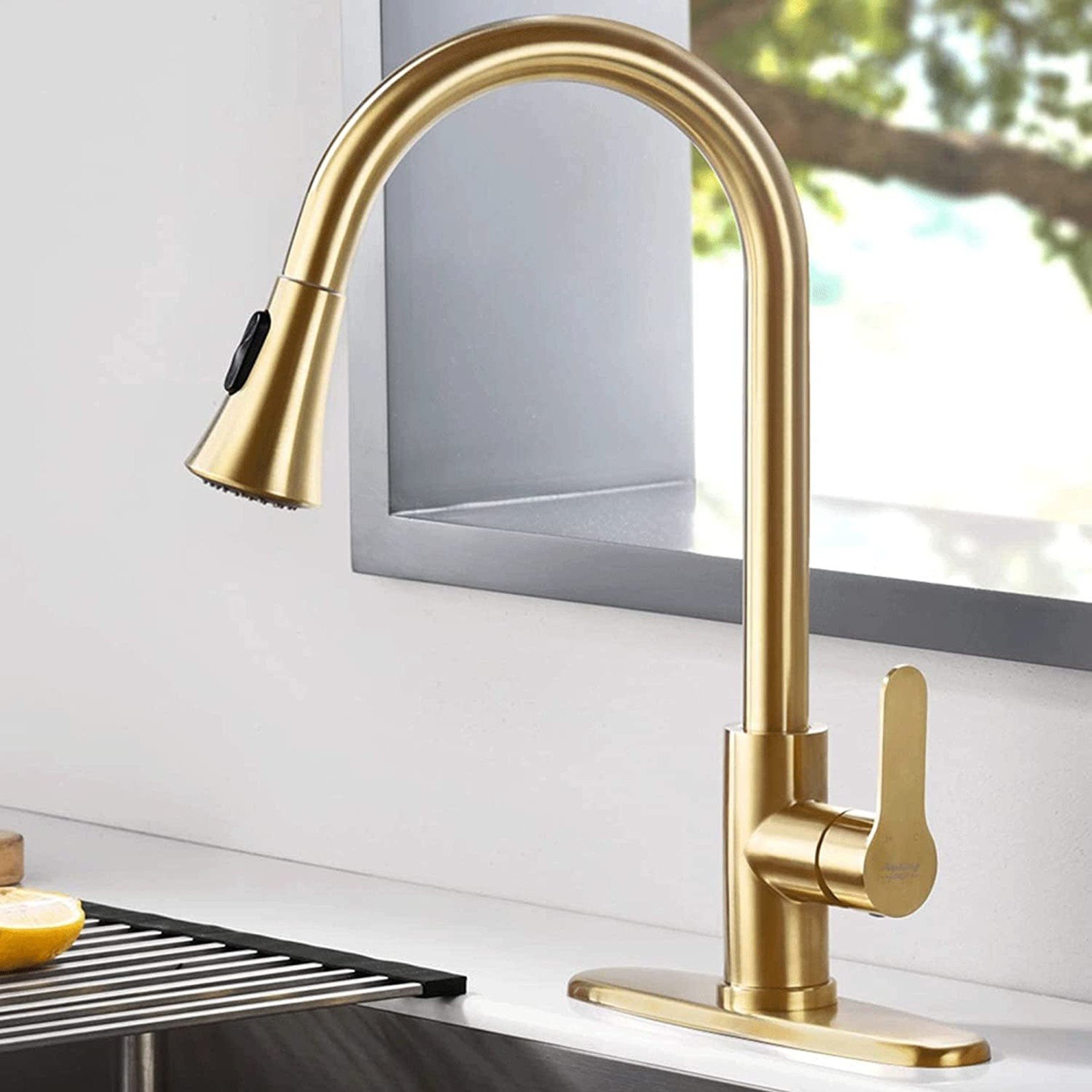 Amazing Force Modern Kitchen Faucet