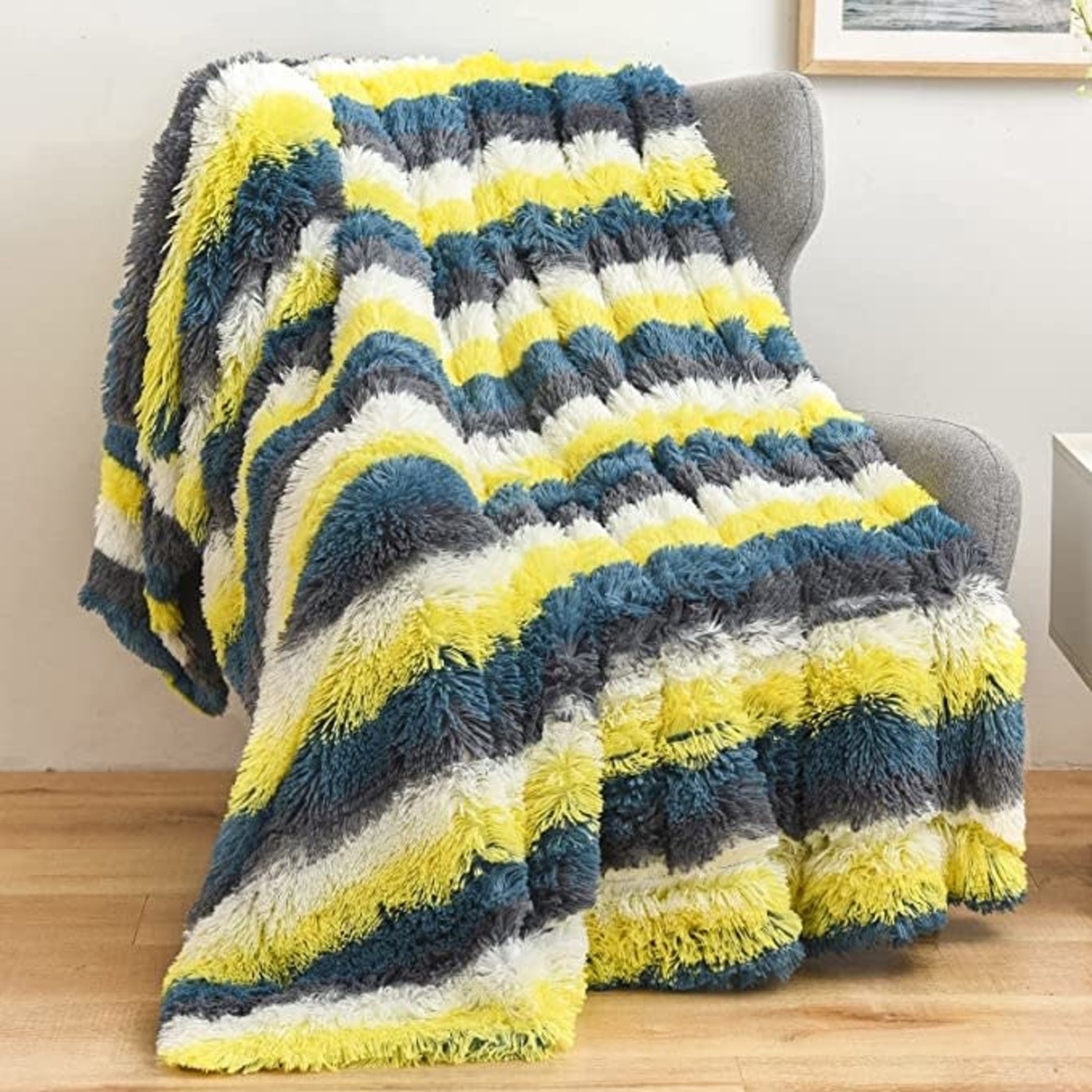 GONAAP Faux Fur Throw Blanket 50x60