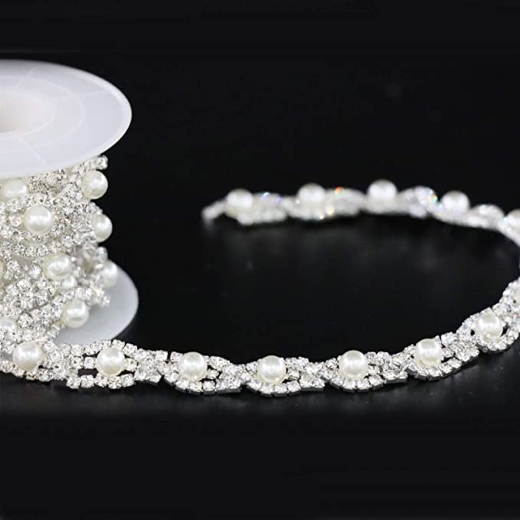 Jerler Pearl Rhinestone Trim