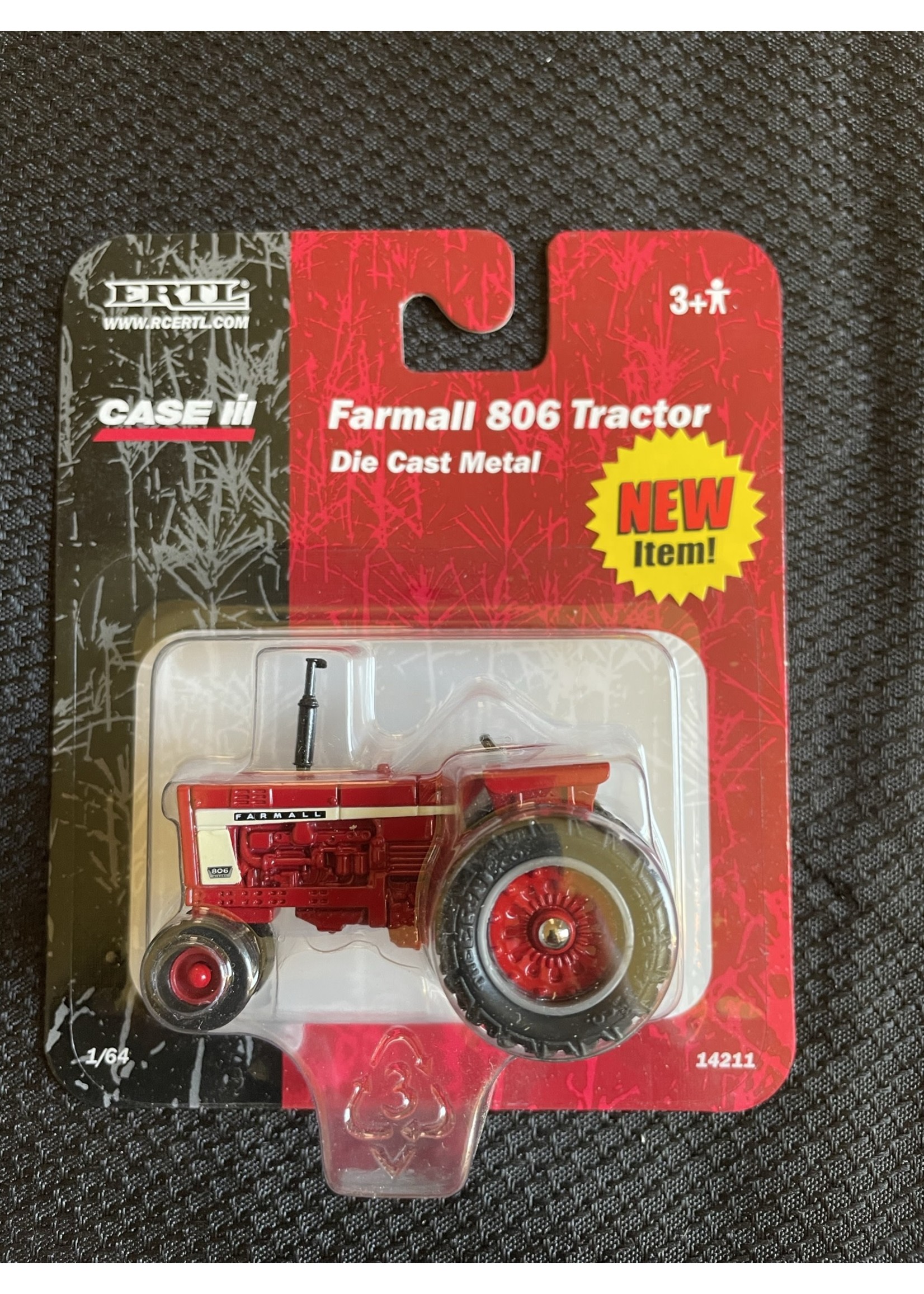 International Harvester 1/64 International Harvester Farmall 806 NF