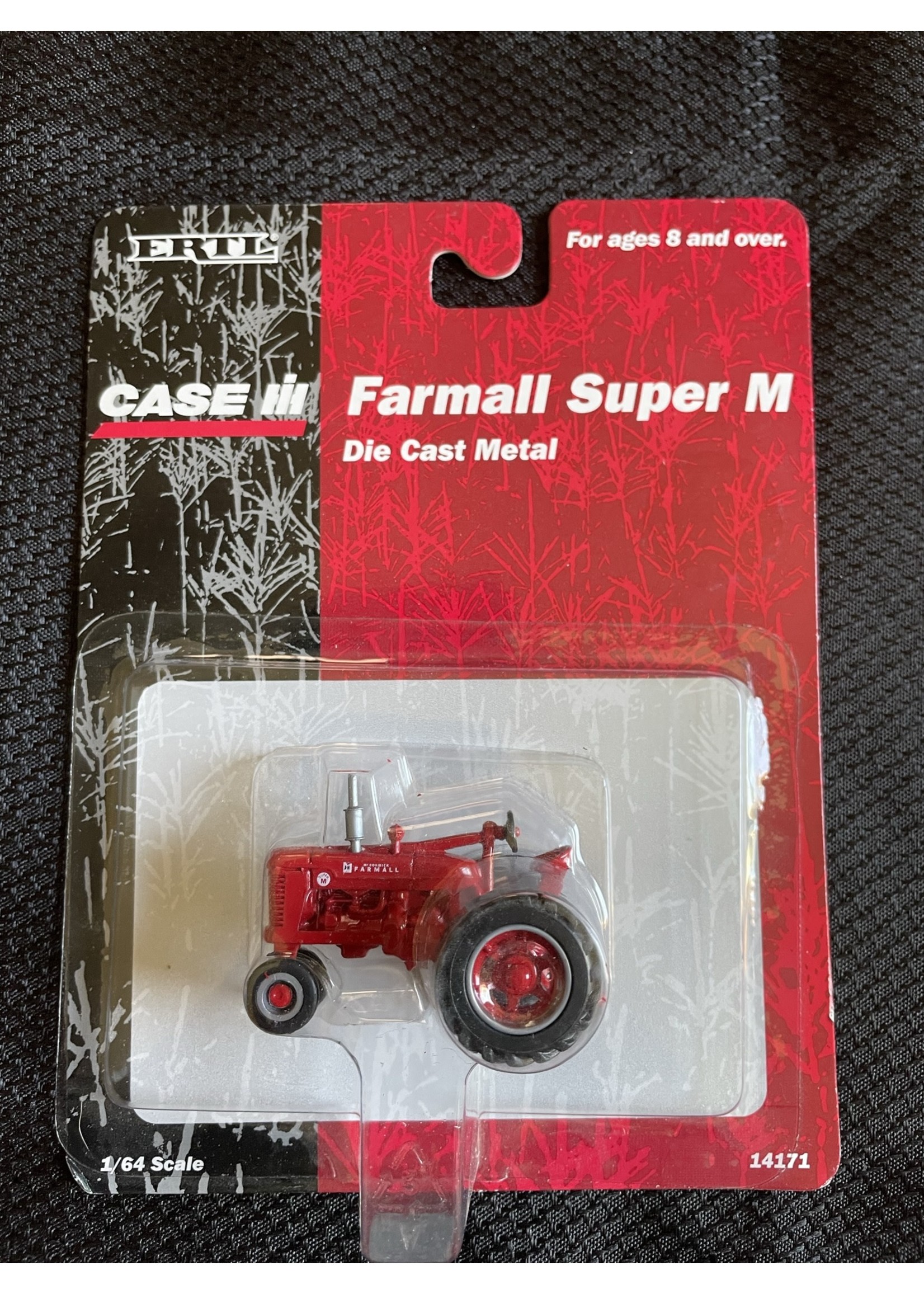 International Harvester 1/64 International Harvester Farmall Super M NF