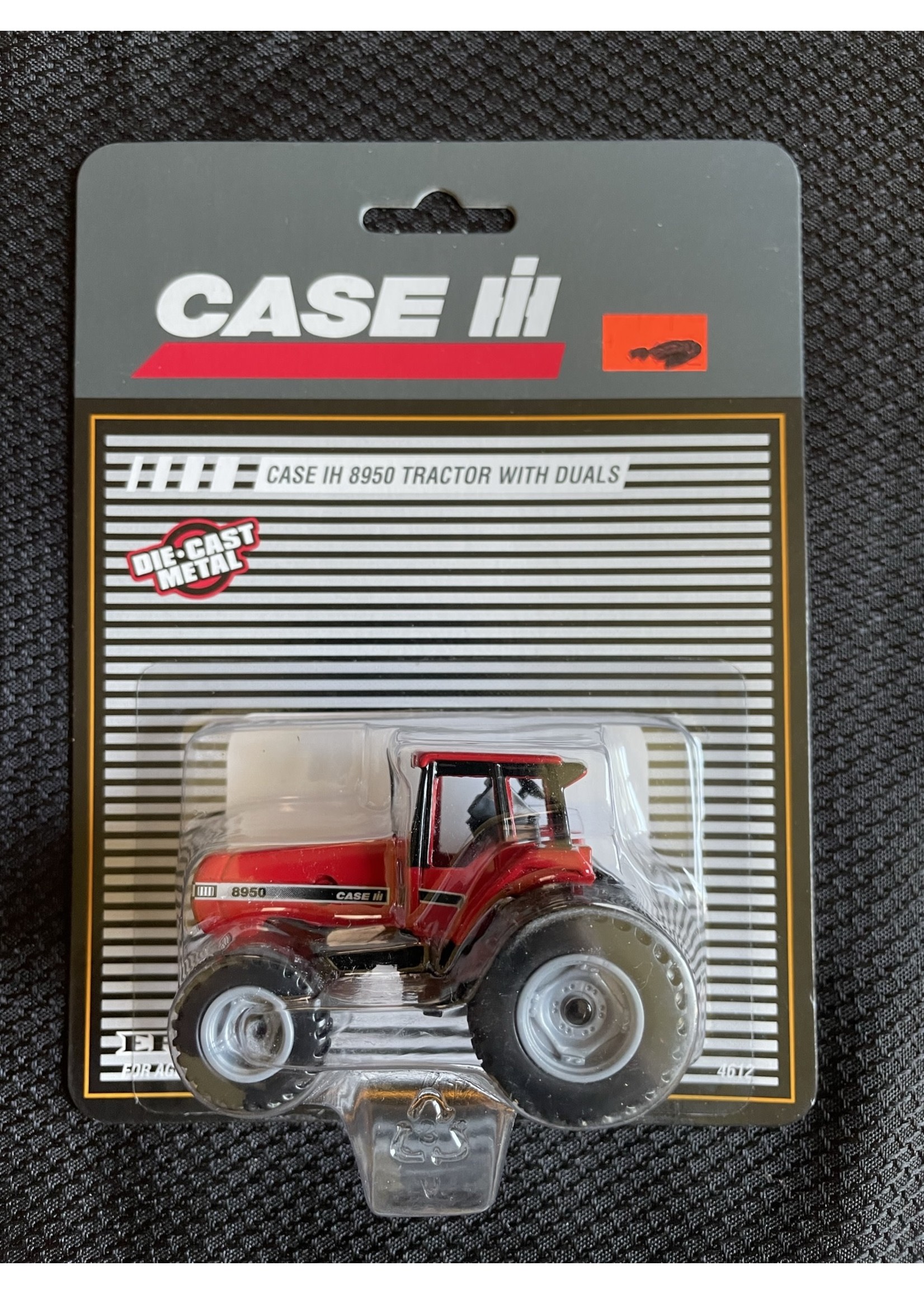 CaseIH 1/64 CaseIH Magnum 8950 MFWD W/ rear duals