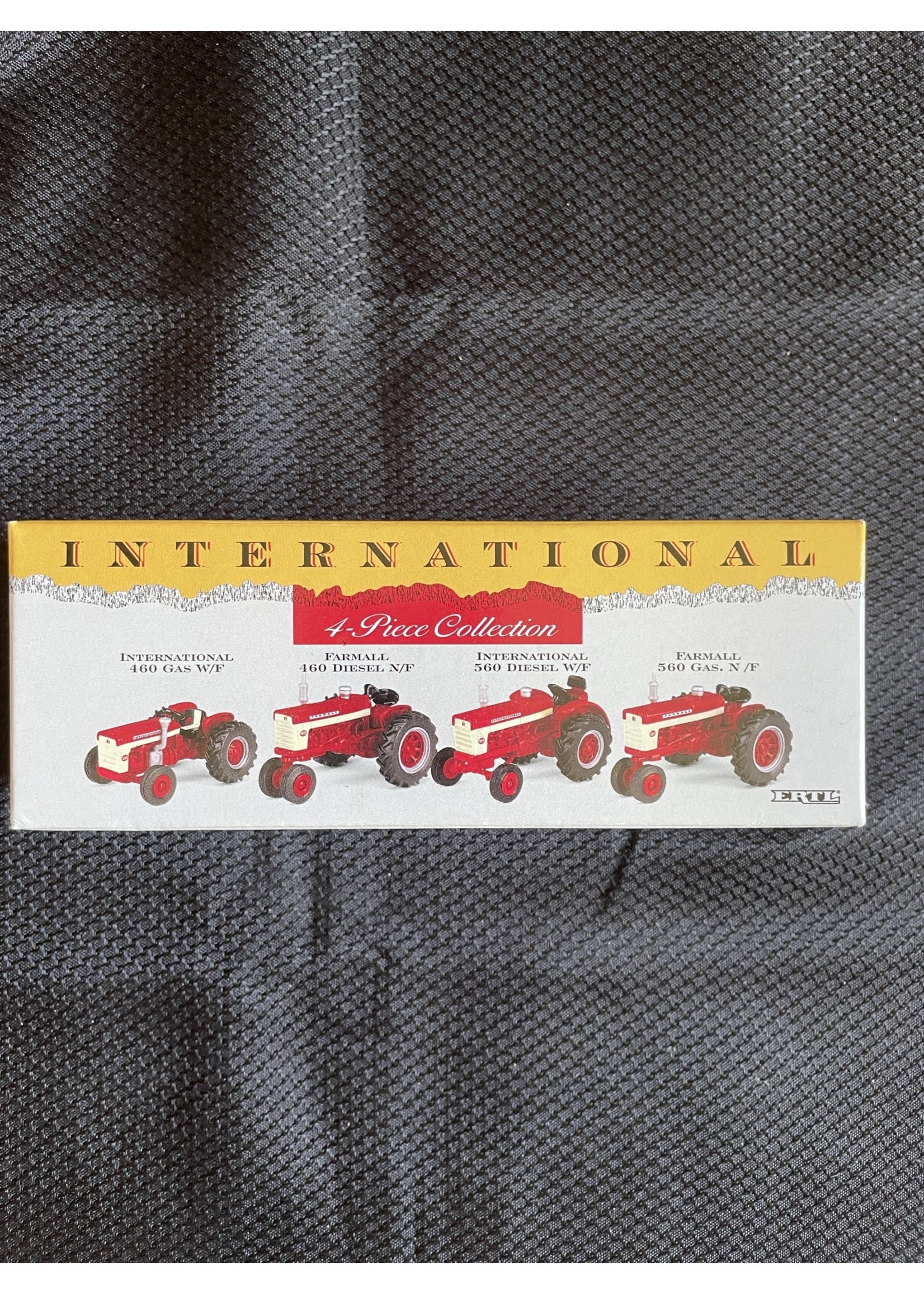 International Harvester 1/64 Internation Harvester 4 Pcs set 460WF gas, 460 NF Diesel, 560 WF Diesel, 560 NF Gas