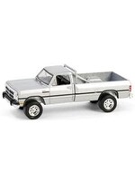 Dodge 1/64 1992 Dodge Ram D250 Power Ram Lifted with Rollbar, Sterling Silver, All-Terrain Series 16