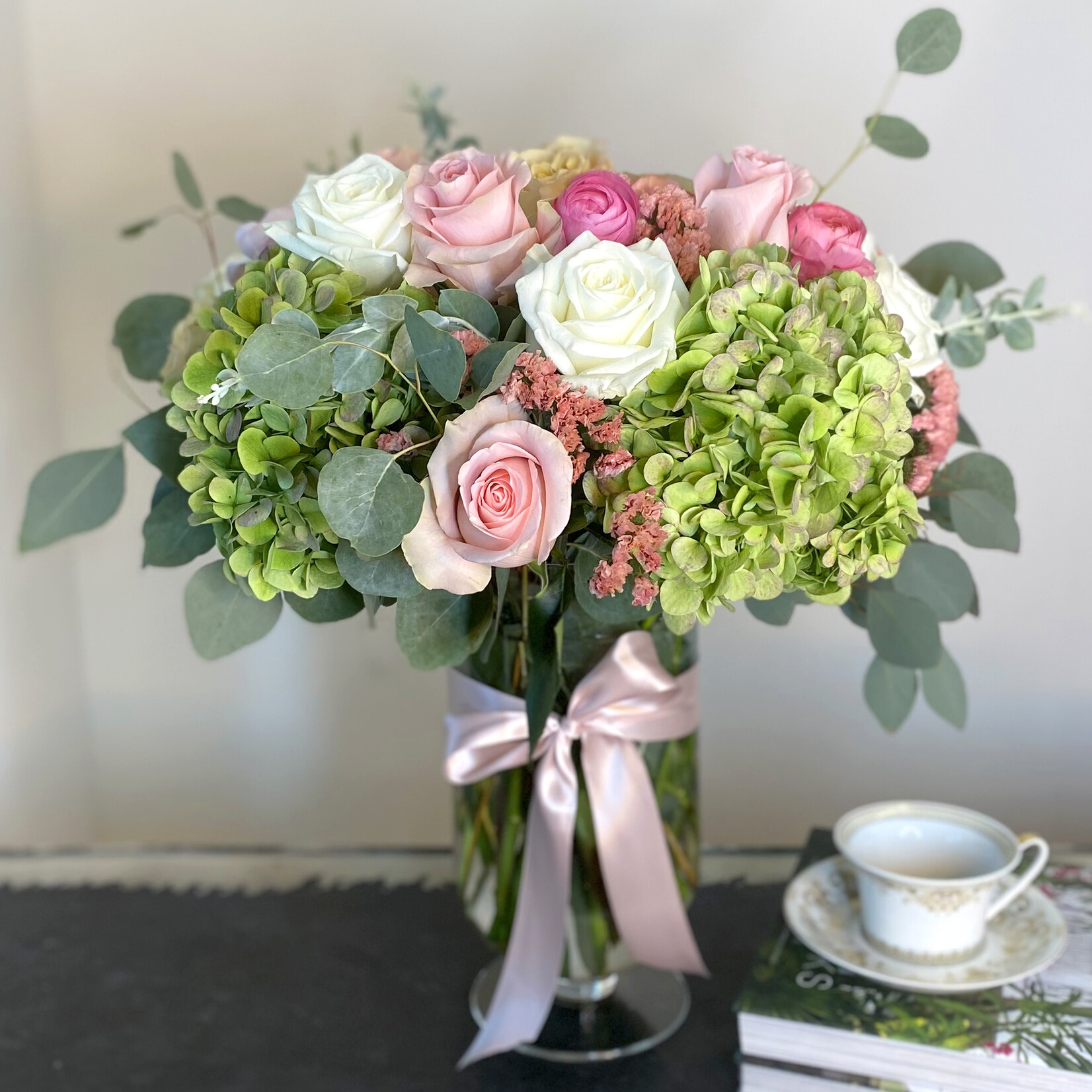 Luxe Sized Flower Arrangement – Designer Select: $200 - $250