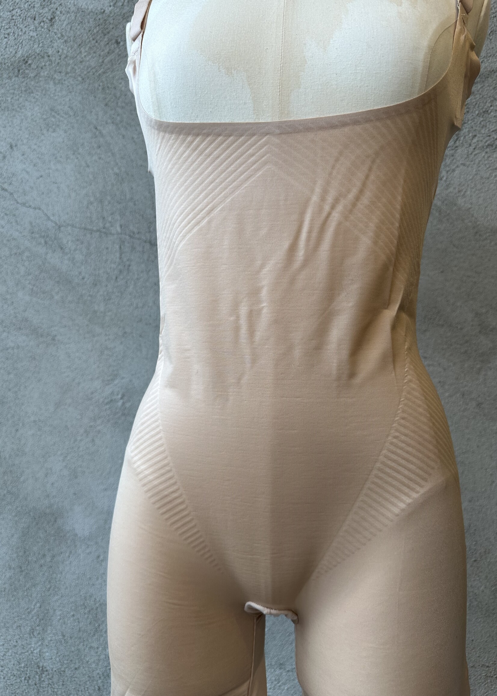 Spanx Open Bust Mid-Thigh Bodysuit