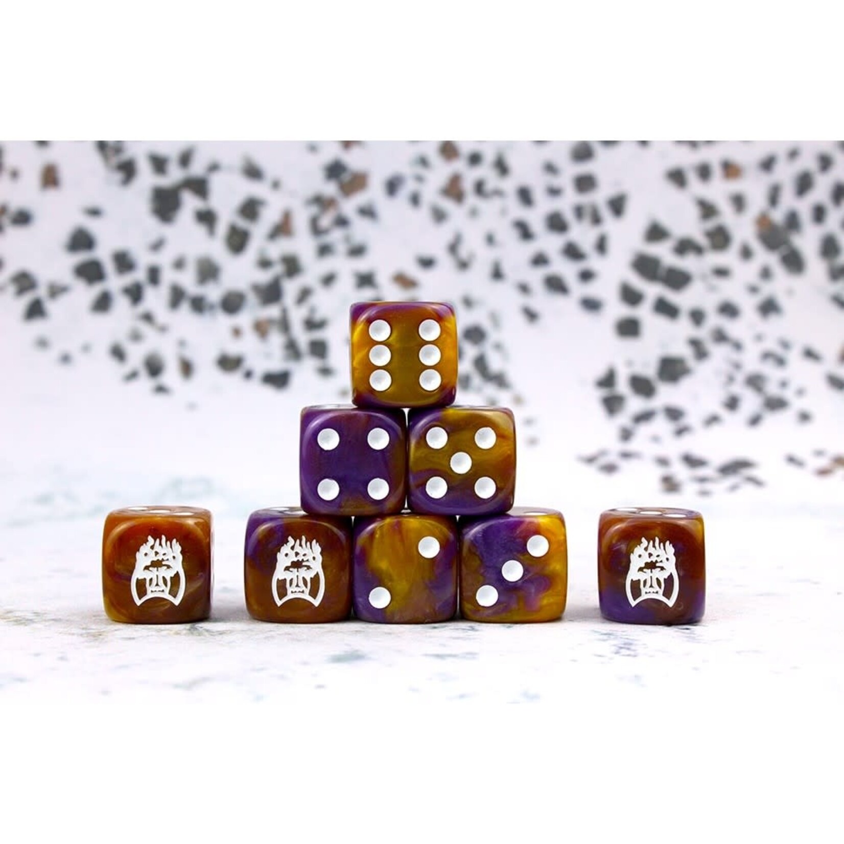 Para Bellum Games Old Dominion Faction Dice on Purple and Gold - Conquest