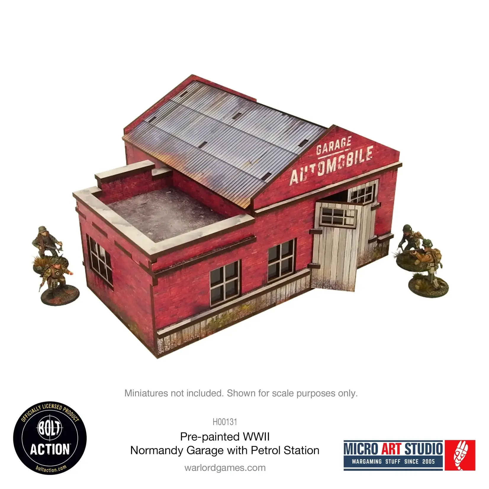 Micro Art Studio Garage normand avec station-service, 2e guerre mondiale, pré-peint - Bolt Action