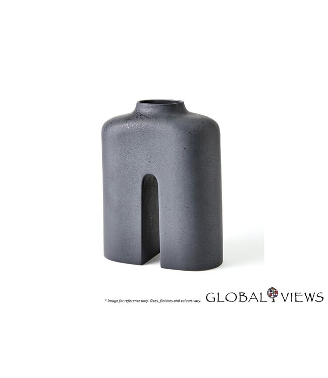 GUARDIAN VASE BLACK.