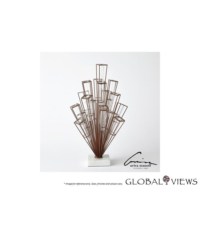 FLAUNT FLOWER SCULPTURE.