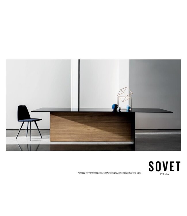 REGOLO RECTANGULAR DINING TABLE.