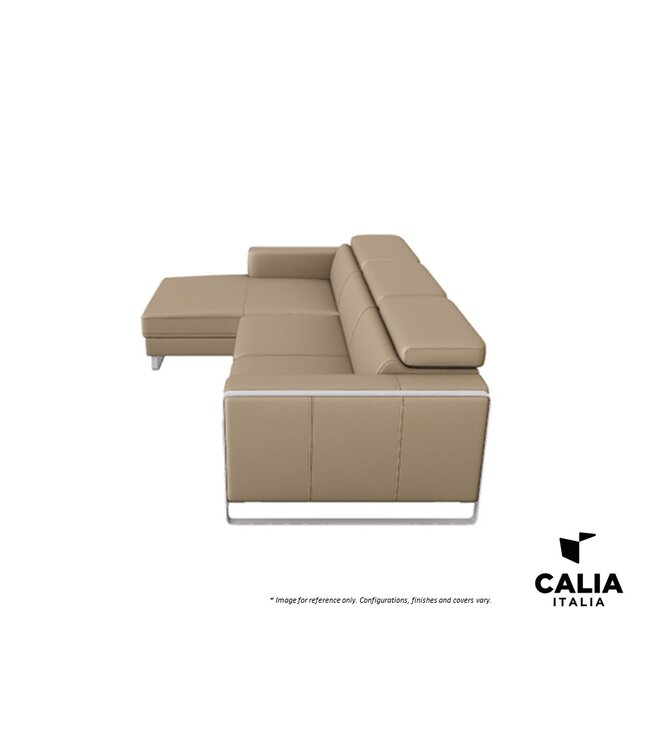 PIERRE LEATHER SECTIONAL WITH 1 MOTION SEAT.