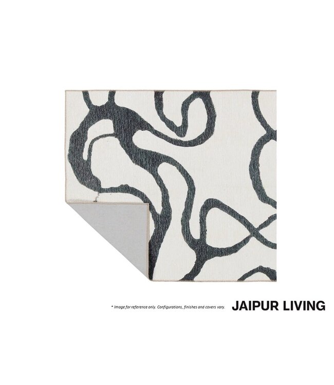 IBIS AREA RUG 5' X 8'.