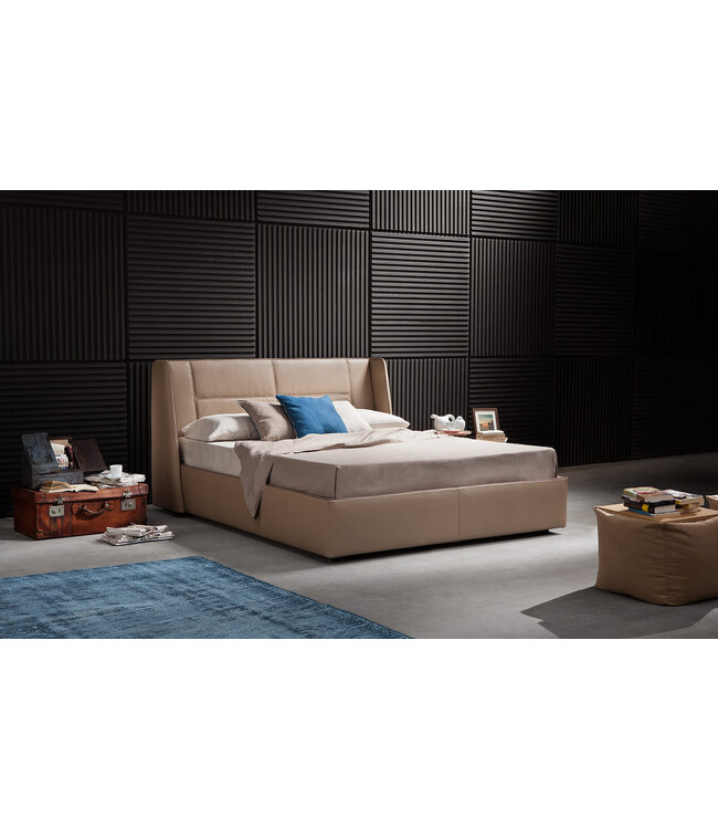 MAYA KING STORAGE BED.