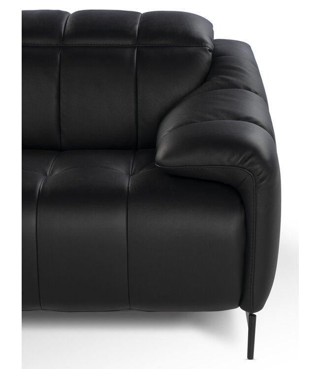 GIANO SECTIONAL (VC 410+G07) - BLACK LEATHER; ONE RECLINING SEAT WITH MATTE BLACK METAL LEGS