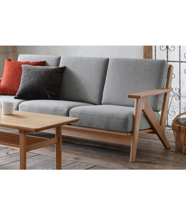 AMA SOFA