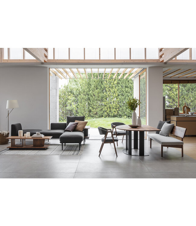 KURUME SUPER EGG DINING TABLE