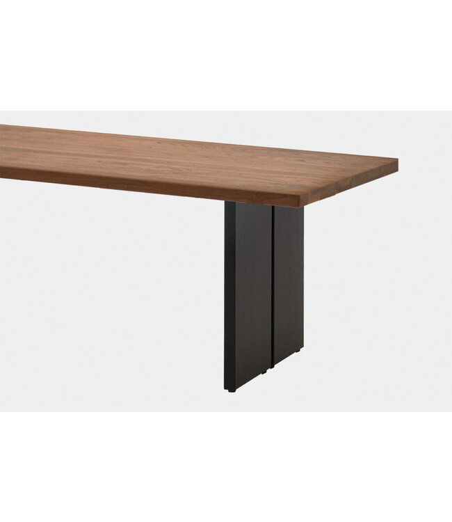 KENTA DINING TABLE