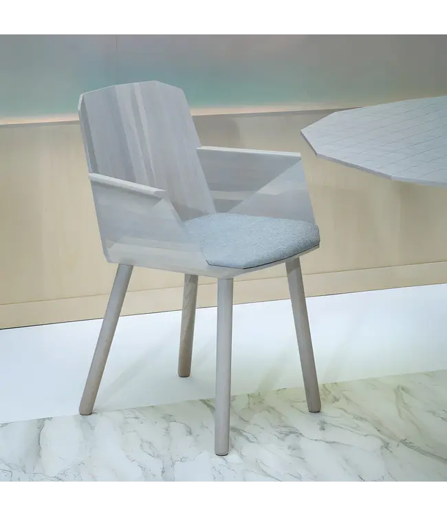 COLOUR WOOD ARMCHAIR